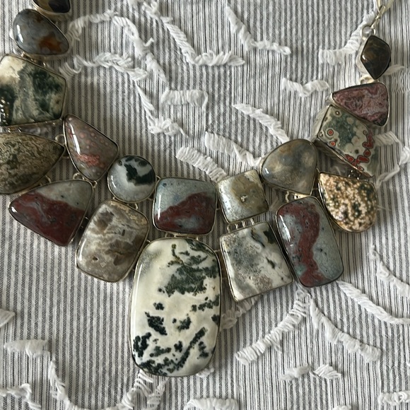 Multi-stone necklace - Picture 3 of 4
